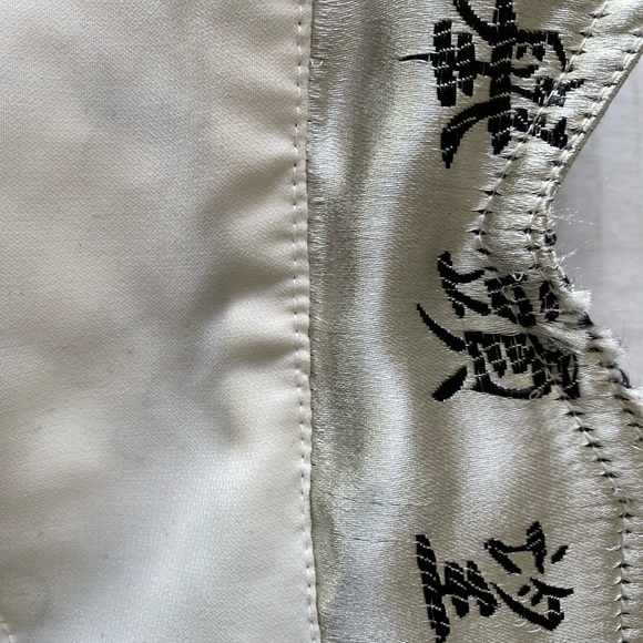 Raven Bustier style Jacket White Sateen with Black Characters size M - Picture 13 of 14